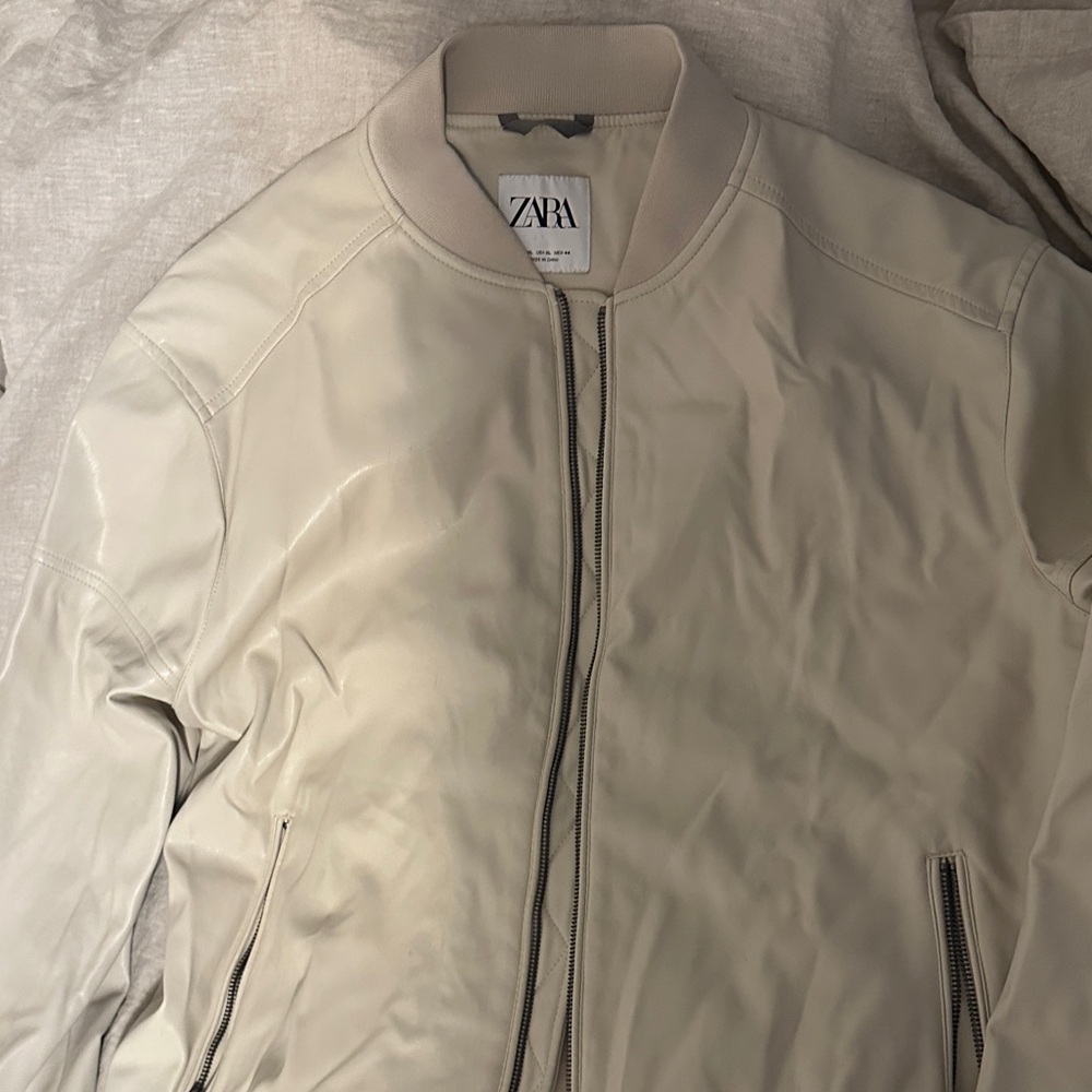 Zara Men's Beige Bomber Jacket
